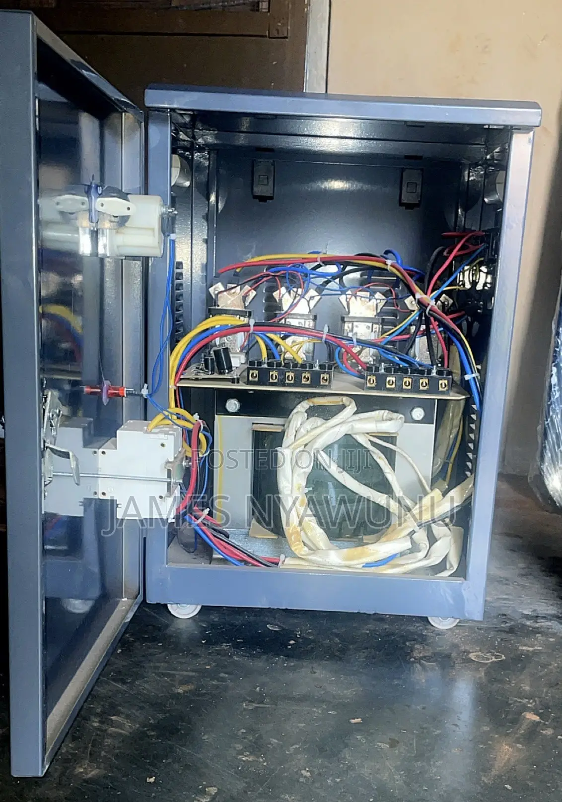 Simran AR-20000W Automatic Voltage Regulator
