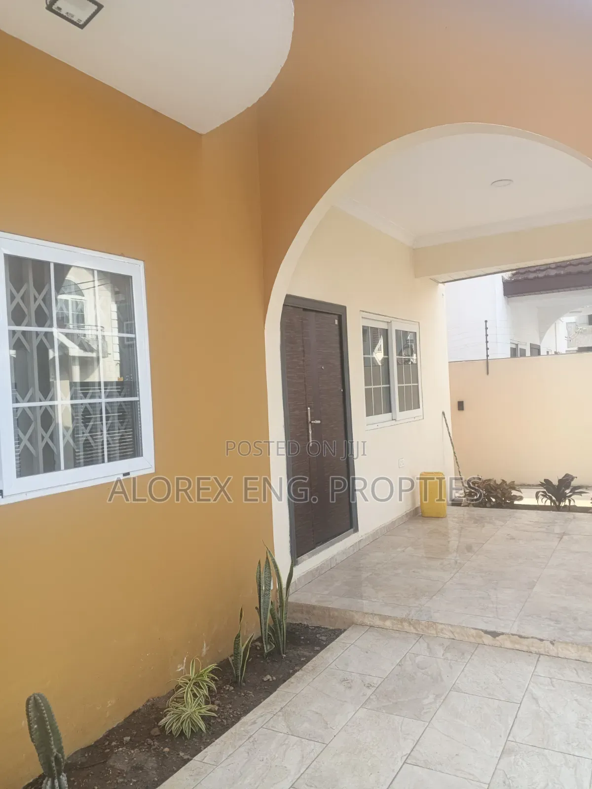 3bdrm Duplex in Medina, Housing Down for rent