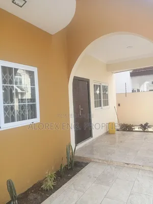 3bdrm Duplex in Medina, Housing Down for rent