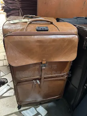 Premium Quality Pure Leather 32 Inches Extra Large Traveling Bag.
