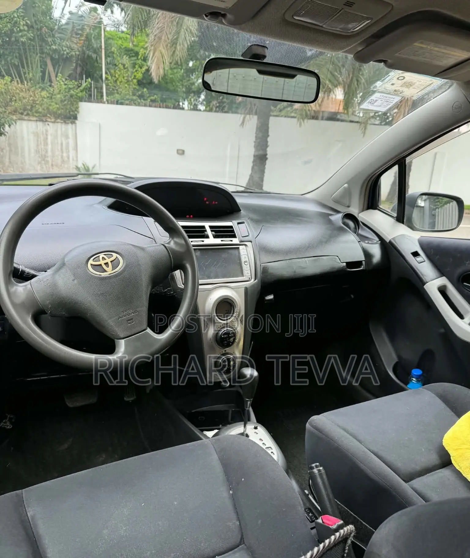 Toyota Vitz 1.3 AWD 5dr 2010 Blue