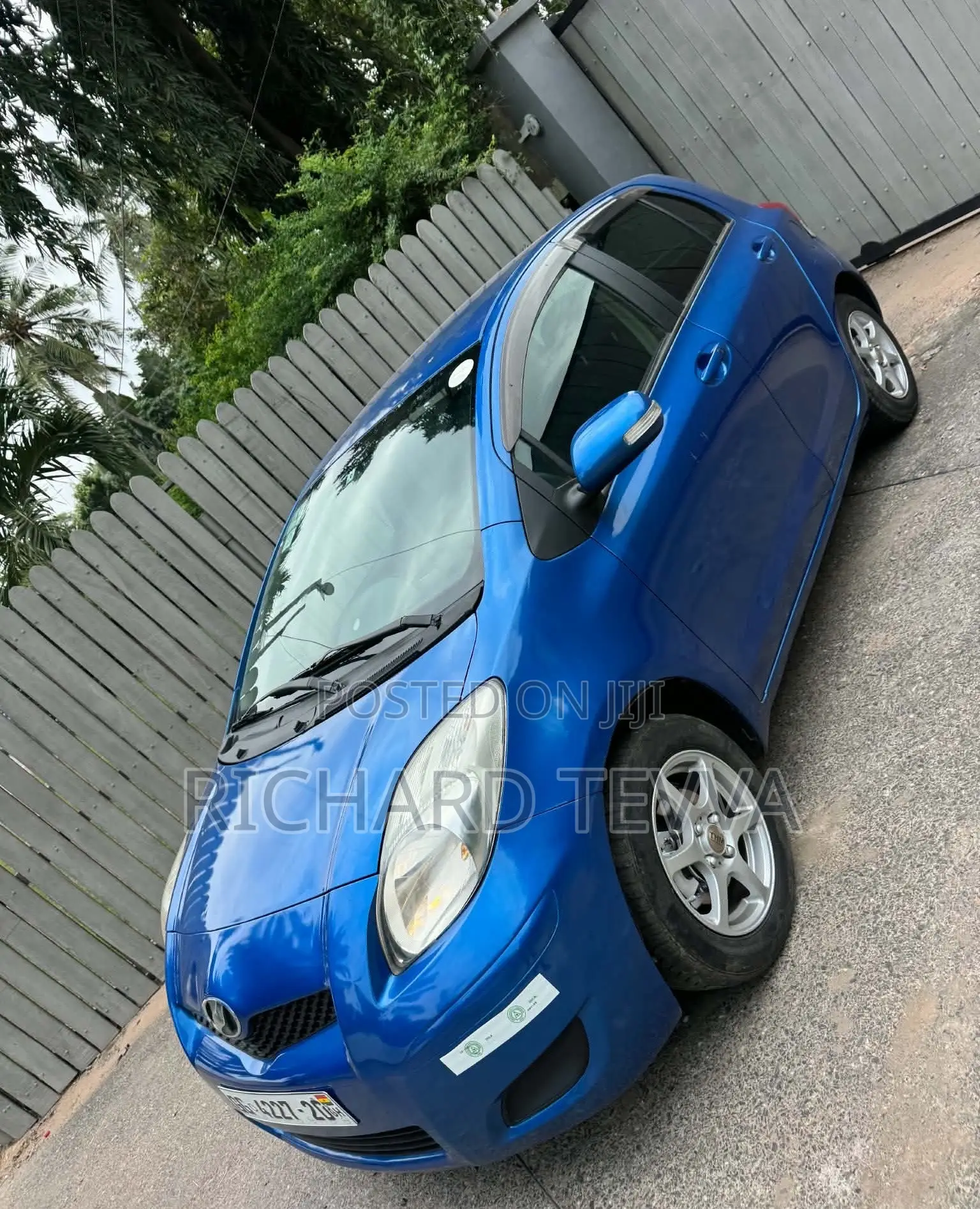 Toyota Vitz 1.3 AWD 5dr 2010 Blue