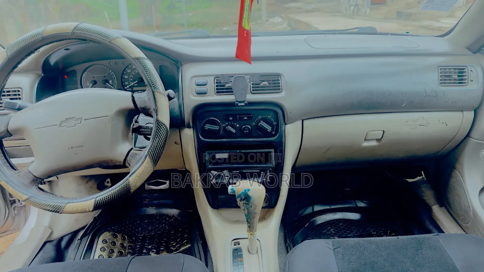 Chevrolet Cavalier 2001 Gold