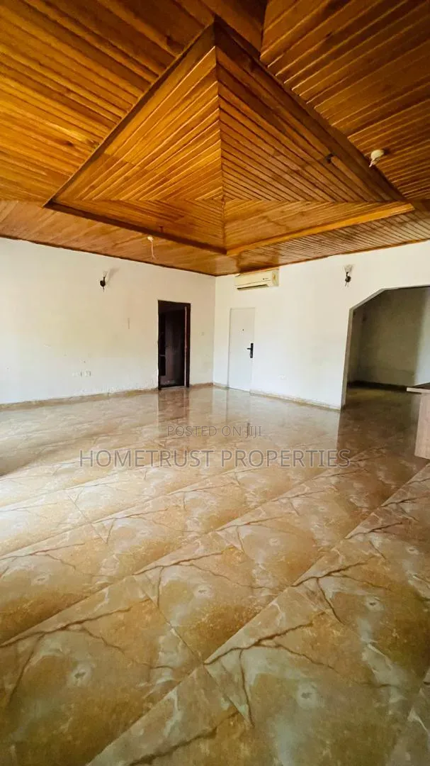 5bdrm House in Ablekuma Ga Odumase, Pentecost for sale