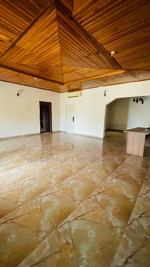 5bdrm House in Ablekuma Ga Odumase, Pentecost for sale