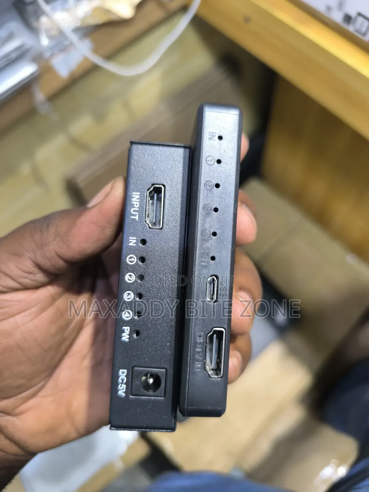 HDMI-compatible Splitter 1in 4 Out 4x1 HDTV Switch