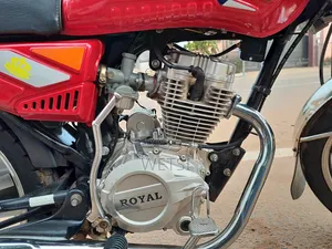 Royal RY125 2025 Red