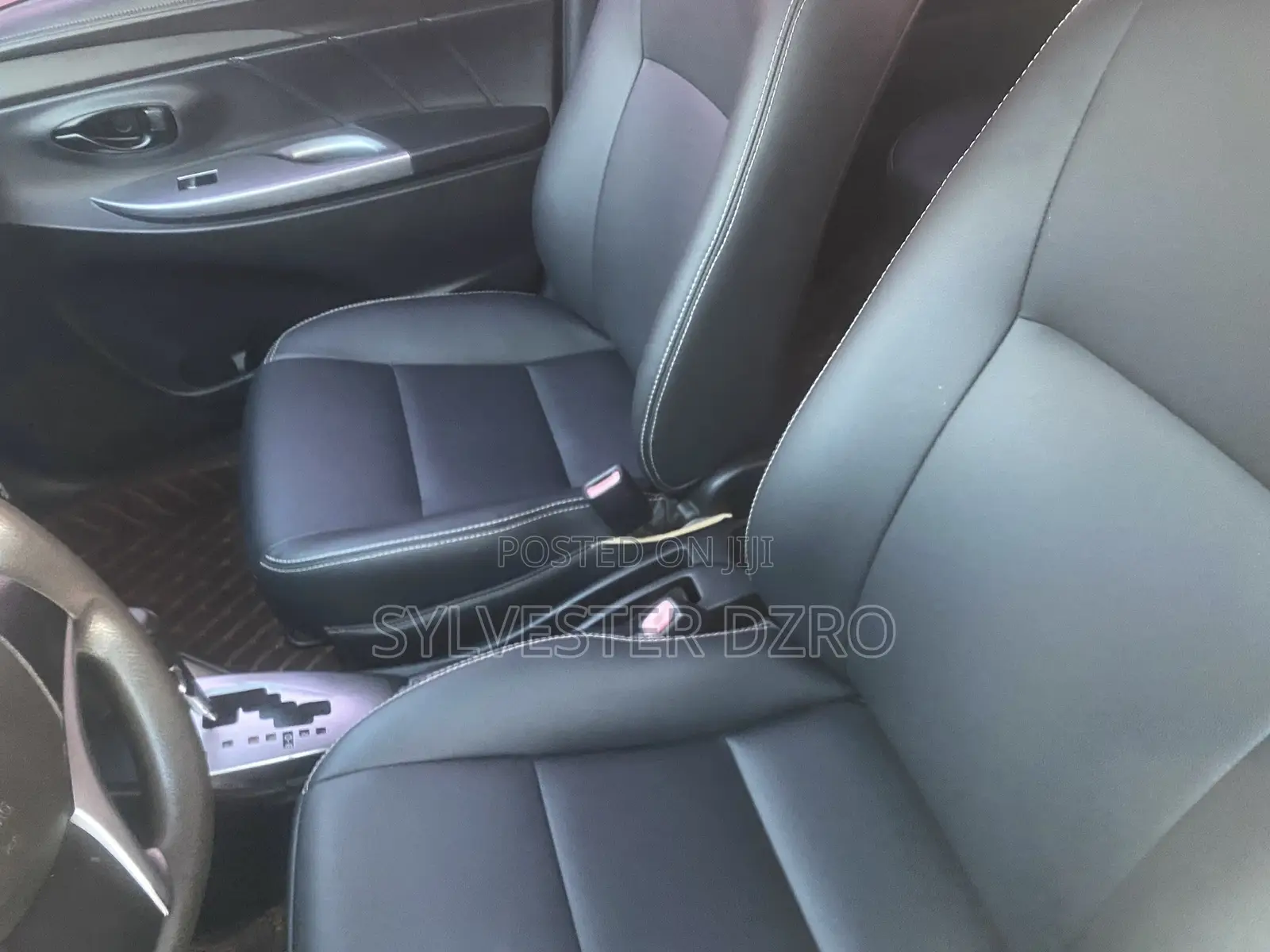 Toyota Yaris 2015 Green