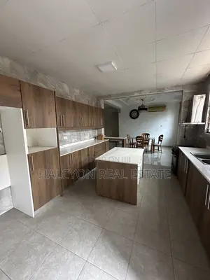 Furnished 7bdrm Duplex in Accra Metropolitan for rent