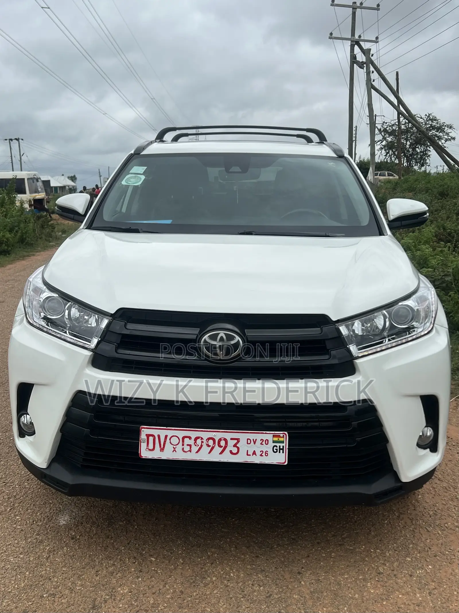 Toyota Highlander SE 4x4 V6 (3.5L 6cyl 8A) 2017 White