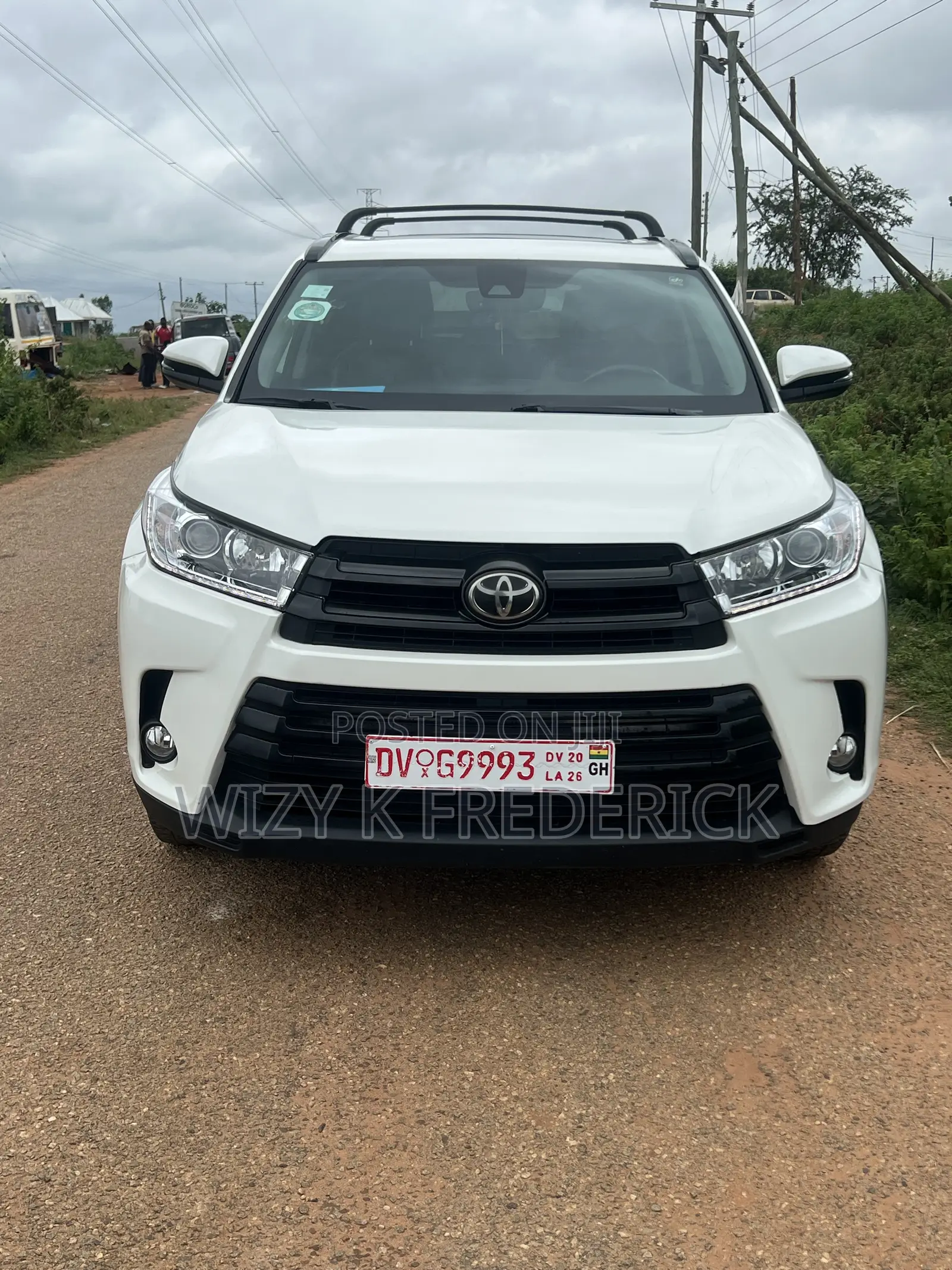 Toyota Highlander SE 4x4 V6 (3.5L 6cyl 8A) 2017 White