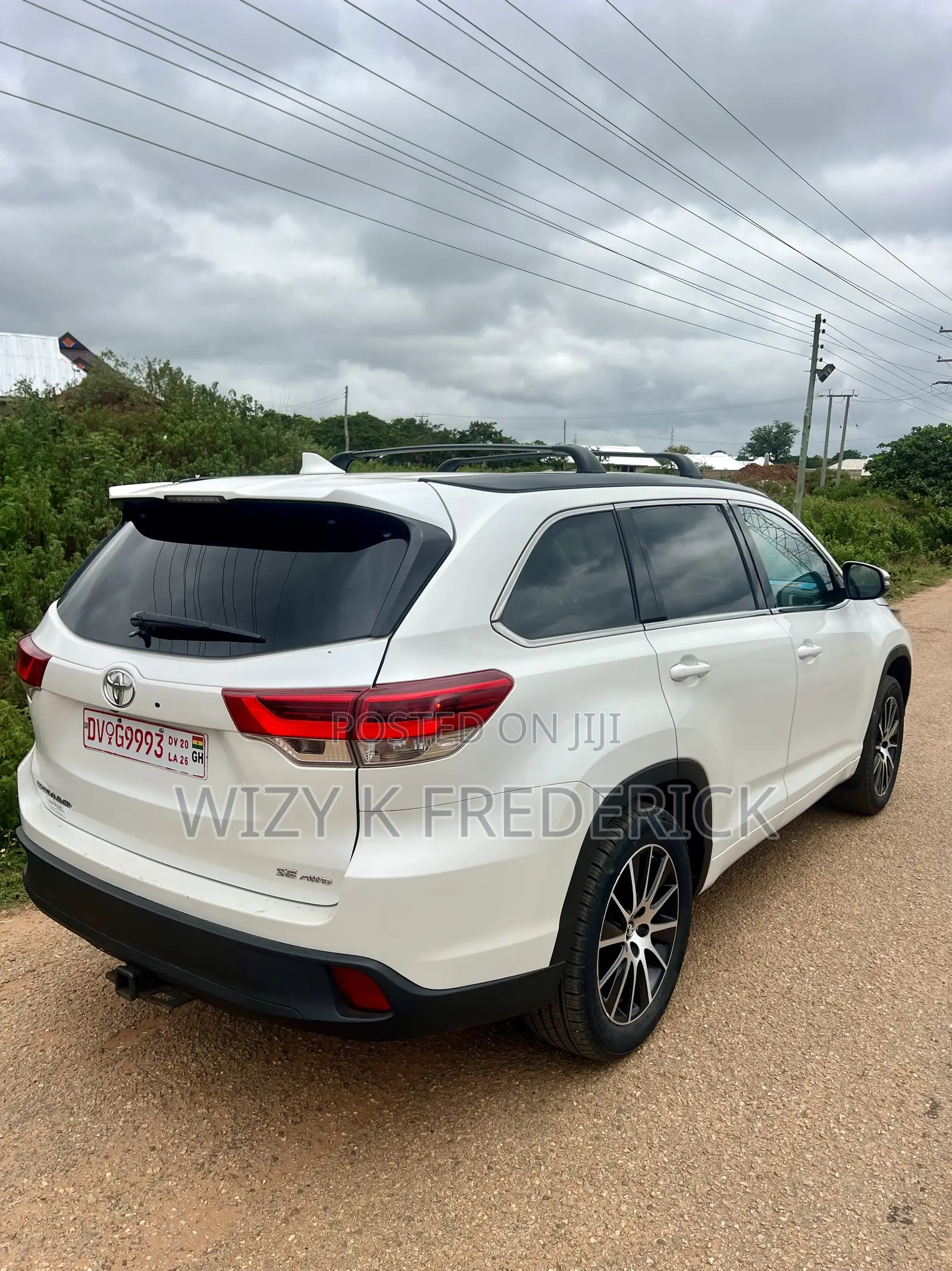 Toyota Highlander SE 4x4 V6 (3.5L 6cyl 8A) 2017 White