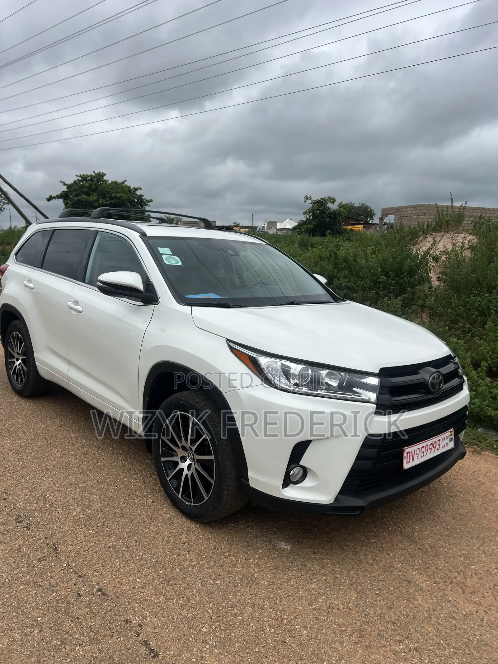 Toyota Highlander SE 4x4 V6 (3.5L 6cyl 8A) 2017 White