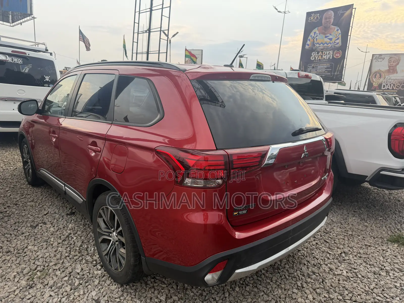 Mitsubishi Outlander SEL FWD 2016 Red