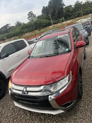 Mitsubishi Outlander SEL FWD 2016 Red