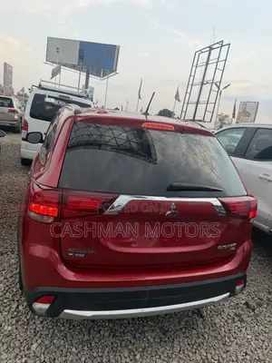 Mitsubishi Outlander SEL FWD 2016 Red
