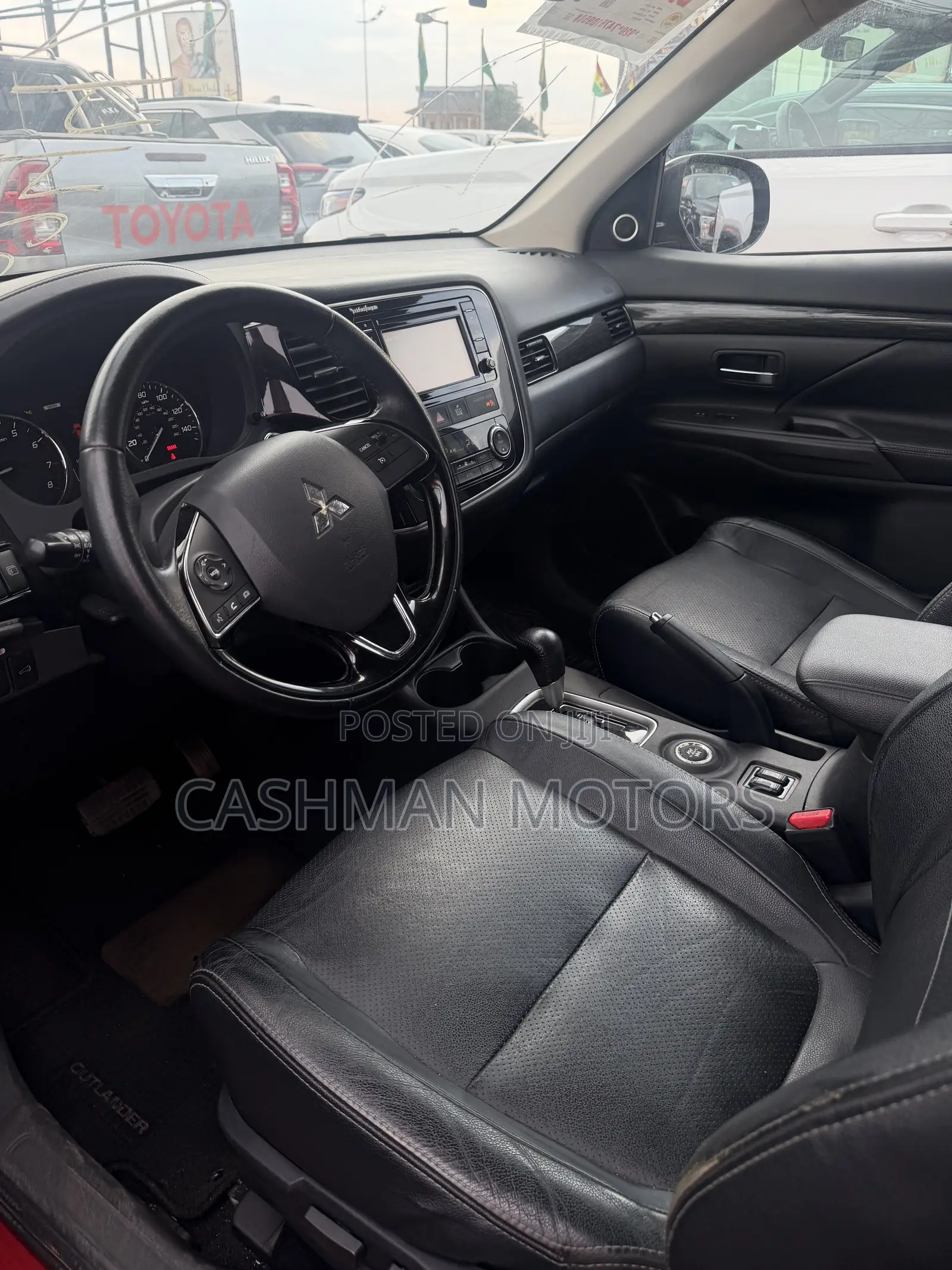 Mitsubishi Outlander SEL FWD 2016 Red