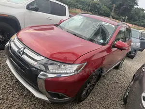 Mitsubishi Outlander SEL FWD 2016 Red