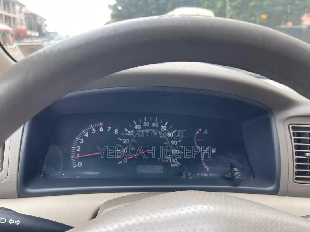 Toyota Corolla LE 2007 Gold