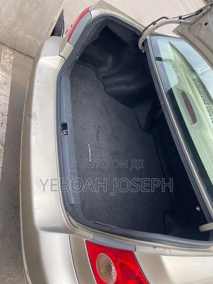 Toyota Corolla LE 2007 Gold