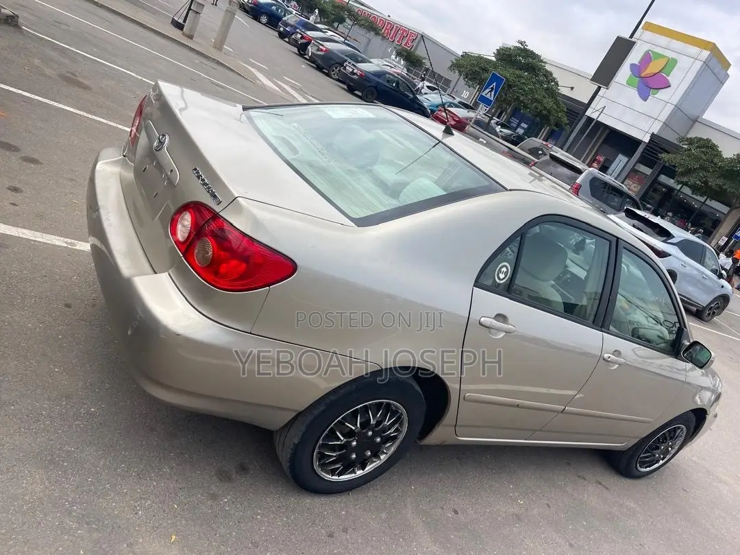 Toyota Corolla LE 2007 Gold
