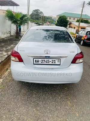 Toyota Yaris 1.5 Automatic 2009 Silver