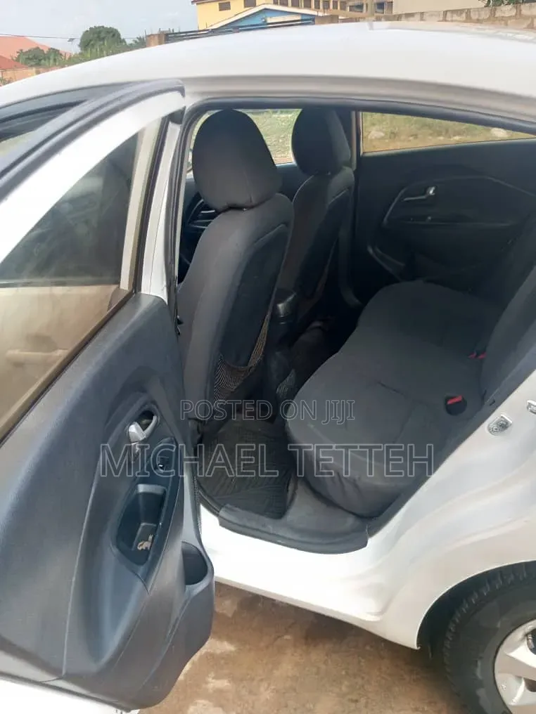 Kia Rio 2014 White