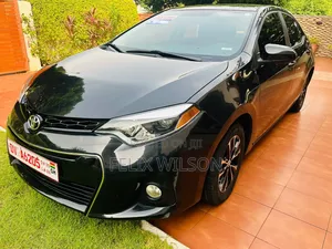 Toyota Corolla 2016 Black