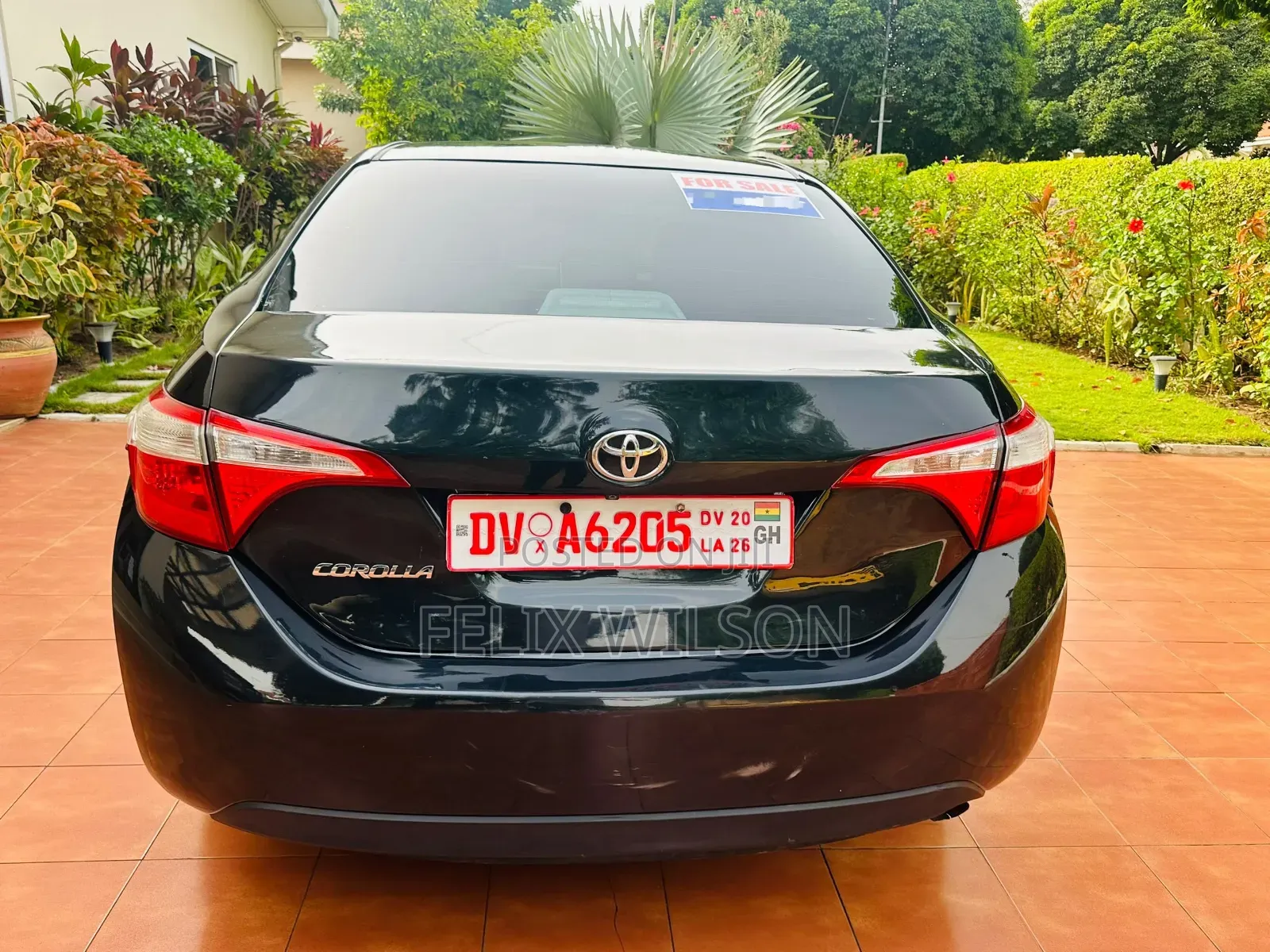 Toyota Corolla 2016 Black