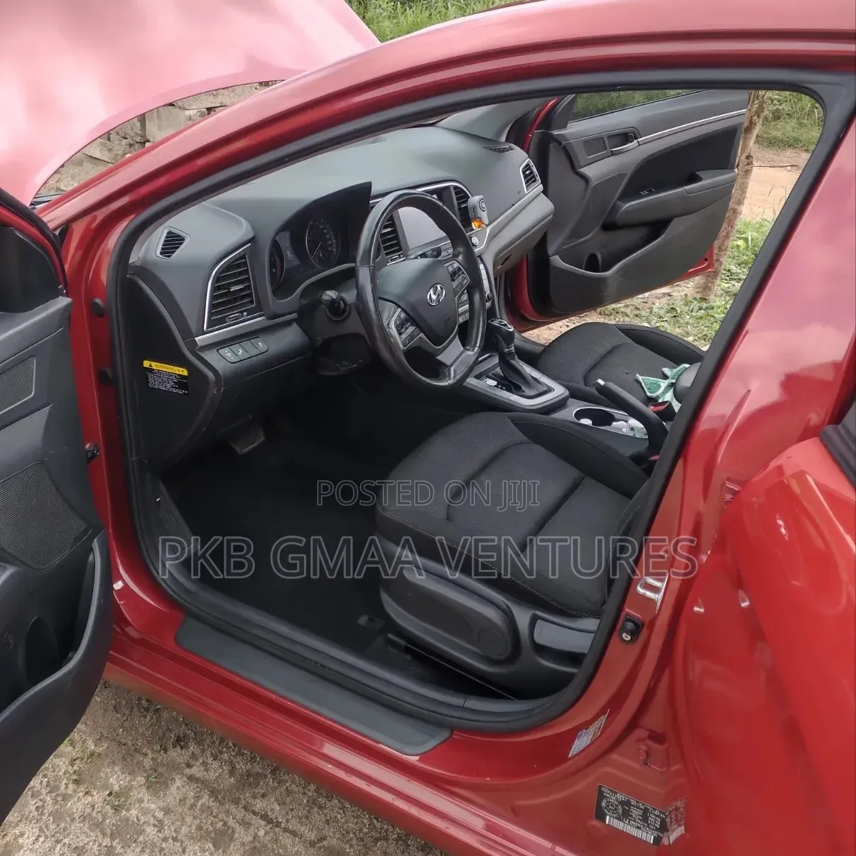 Hyundai Elantra 2018 Red