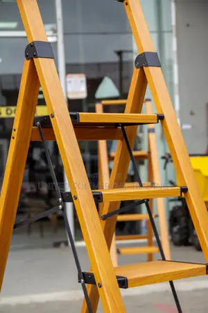 LADDER JA (4 Step)