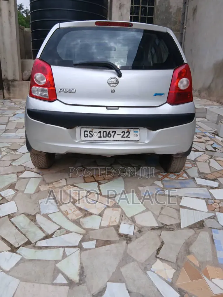 Nissan Pixo 1.0 FWD 2011 Gray