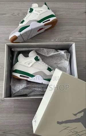 AIR JORDAN 4 NIKE SB With the Box