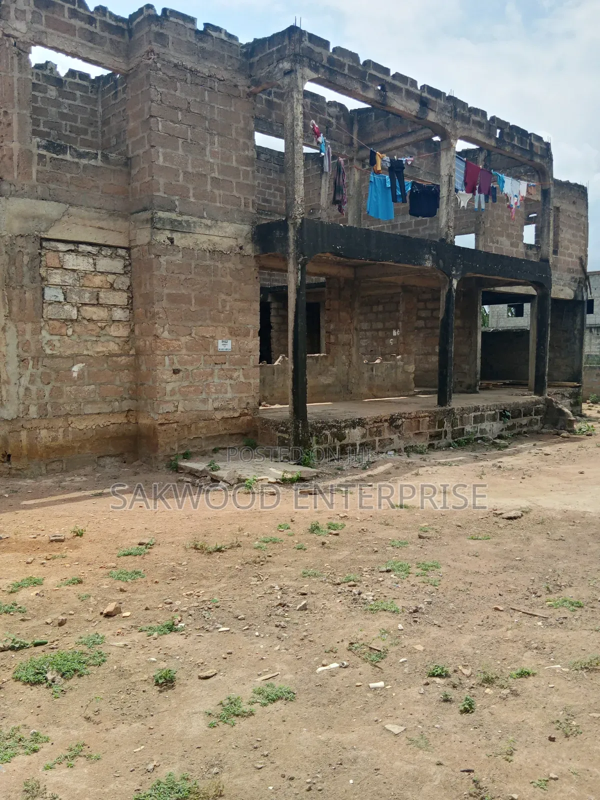8bdrm House in Sakwood Properties, Adenta for sale