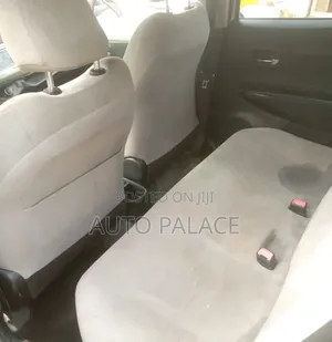 Toyota Vitz 2012 White