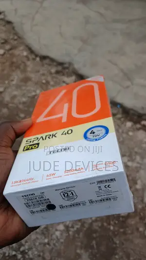 New Tecno Spark 40 Pro 256 GB Gold