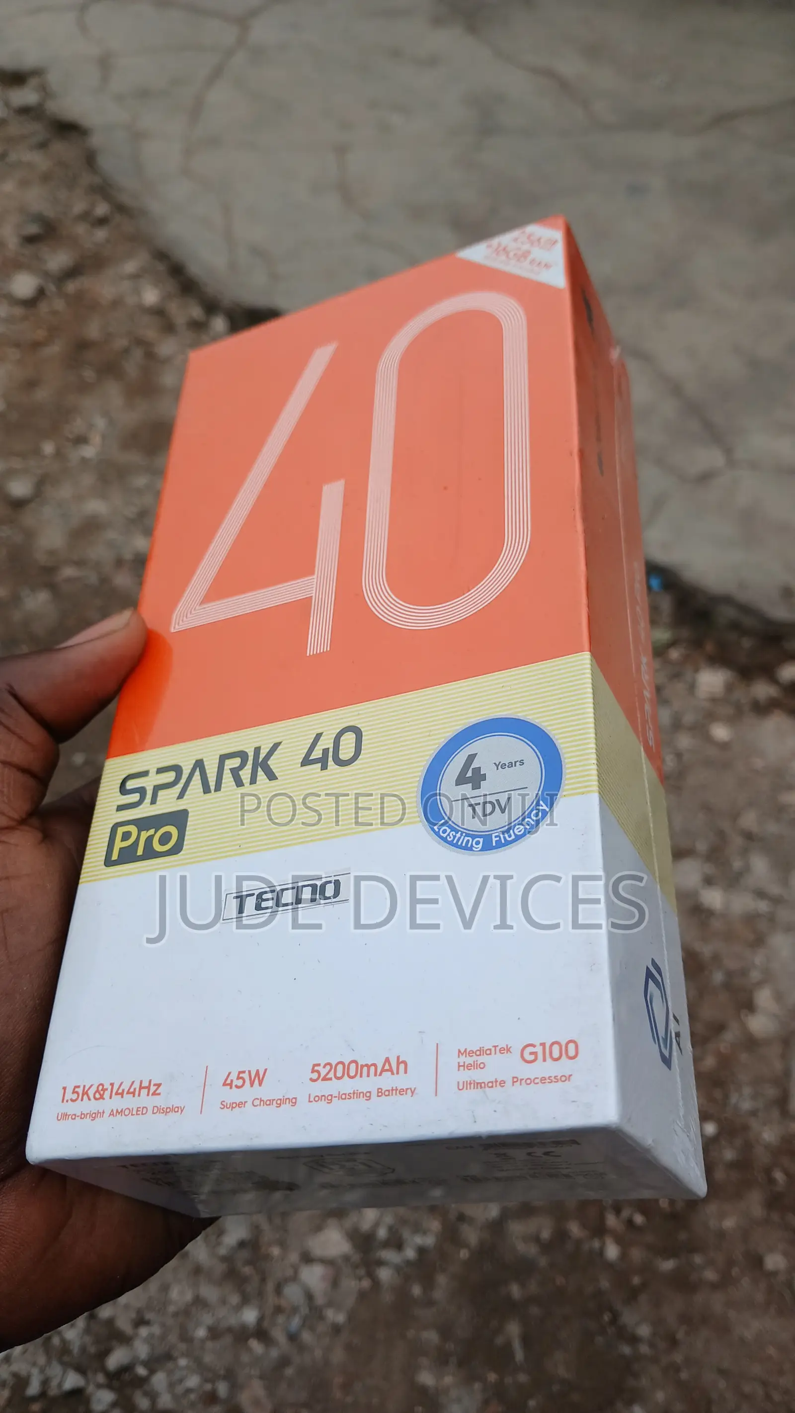 New Tecno Spark 40 Pro 256 GB Gold