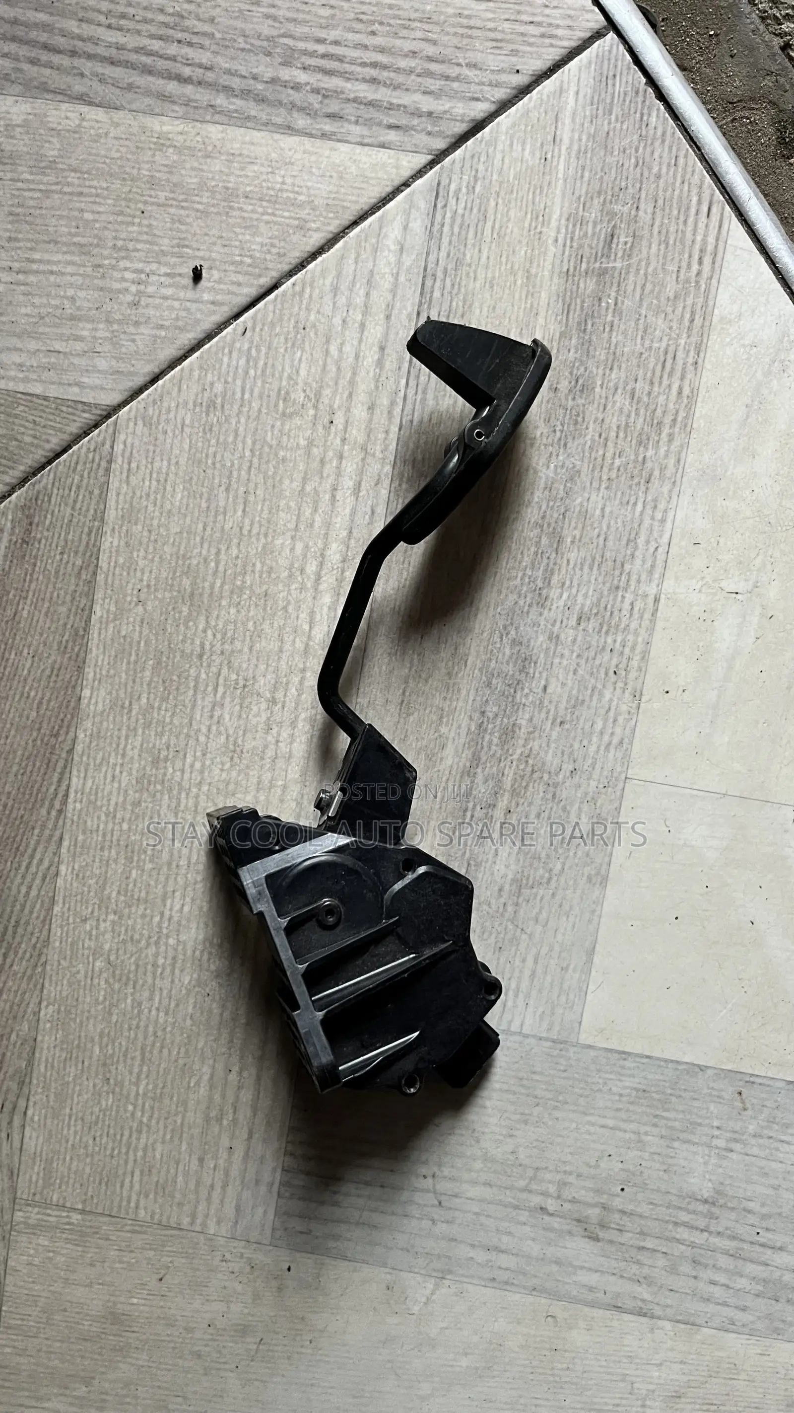 Vitz Automatic Pedal