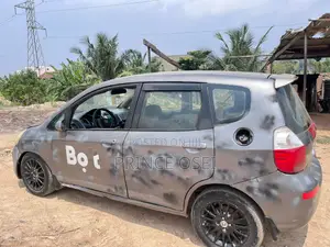 Honda Fit Automatic 2010 Gray
