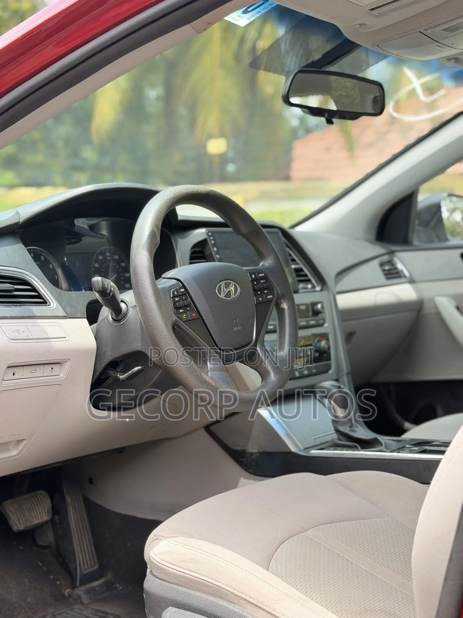 Hyundai Sonata Base Sedan FWD (2.4L 4cyl 6A) 2016 Red