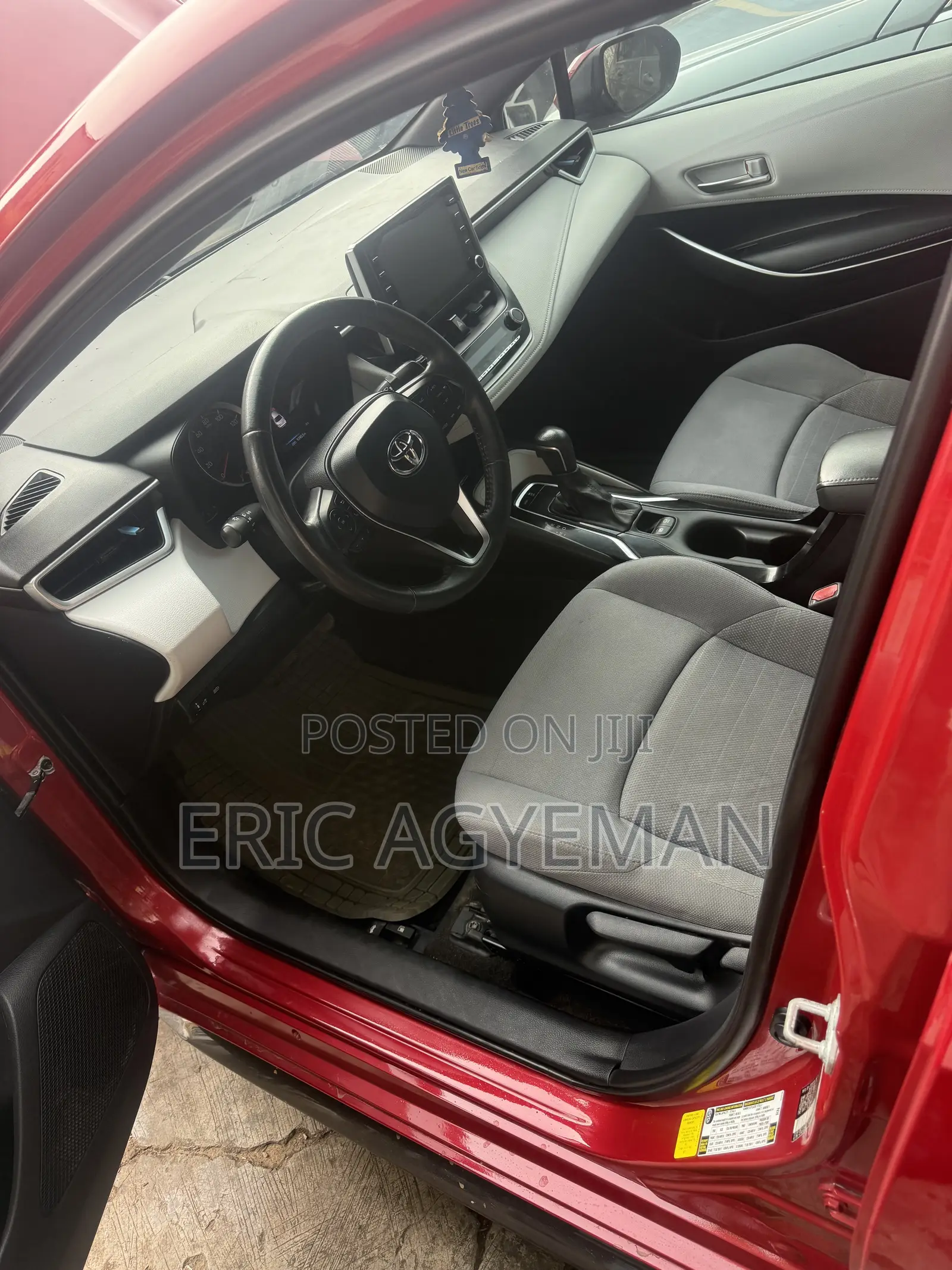 Toyota Corolla SE 2020 Red