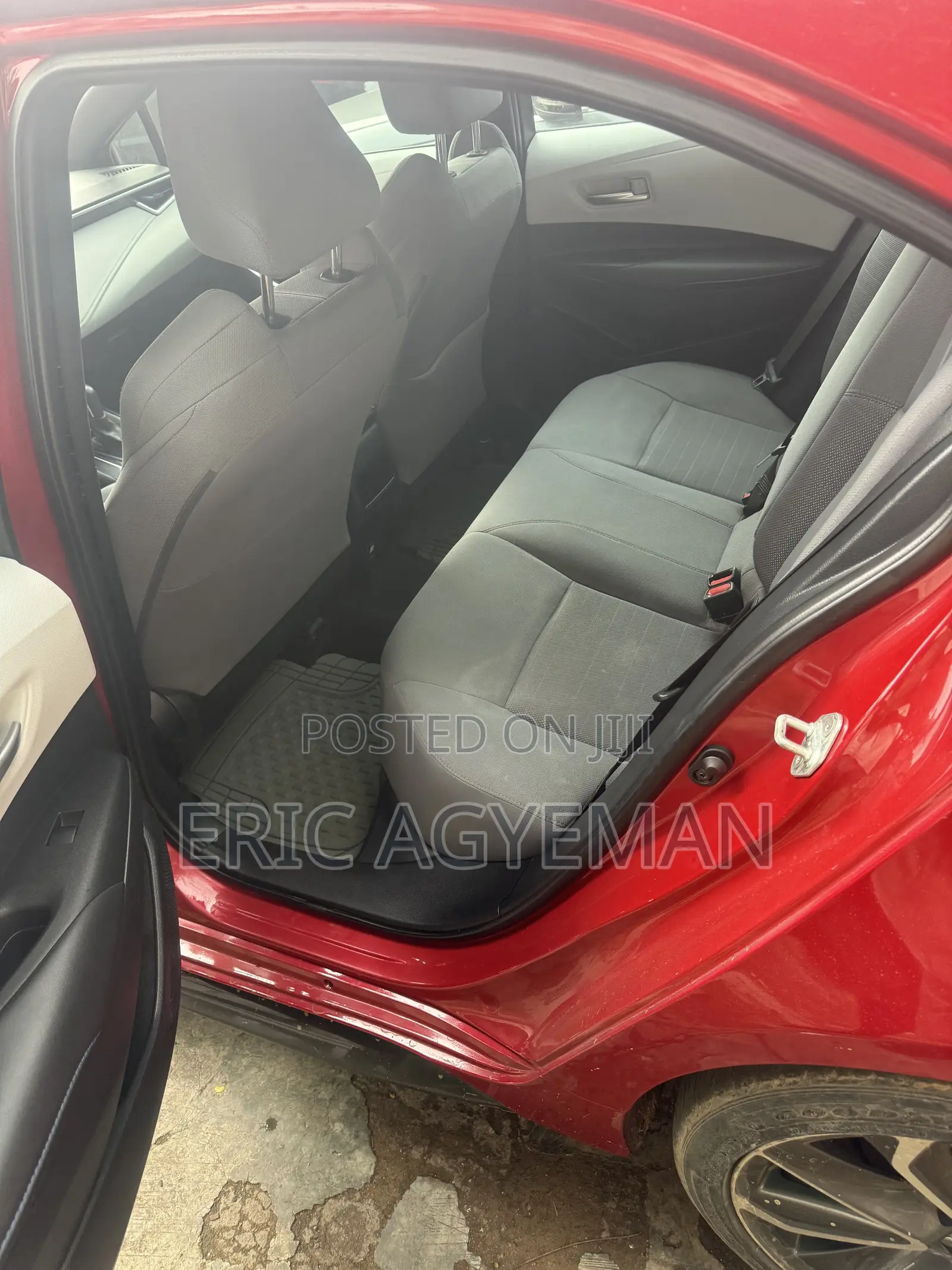 Toyota Corolla SE 2020 Red