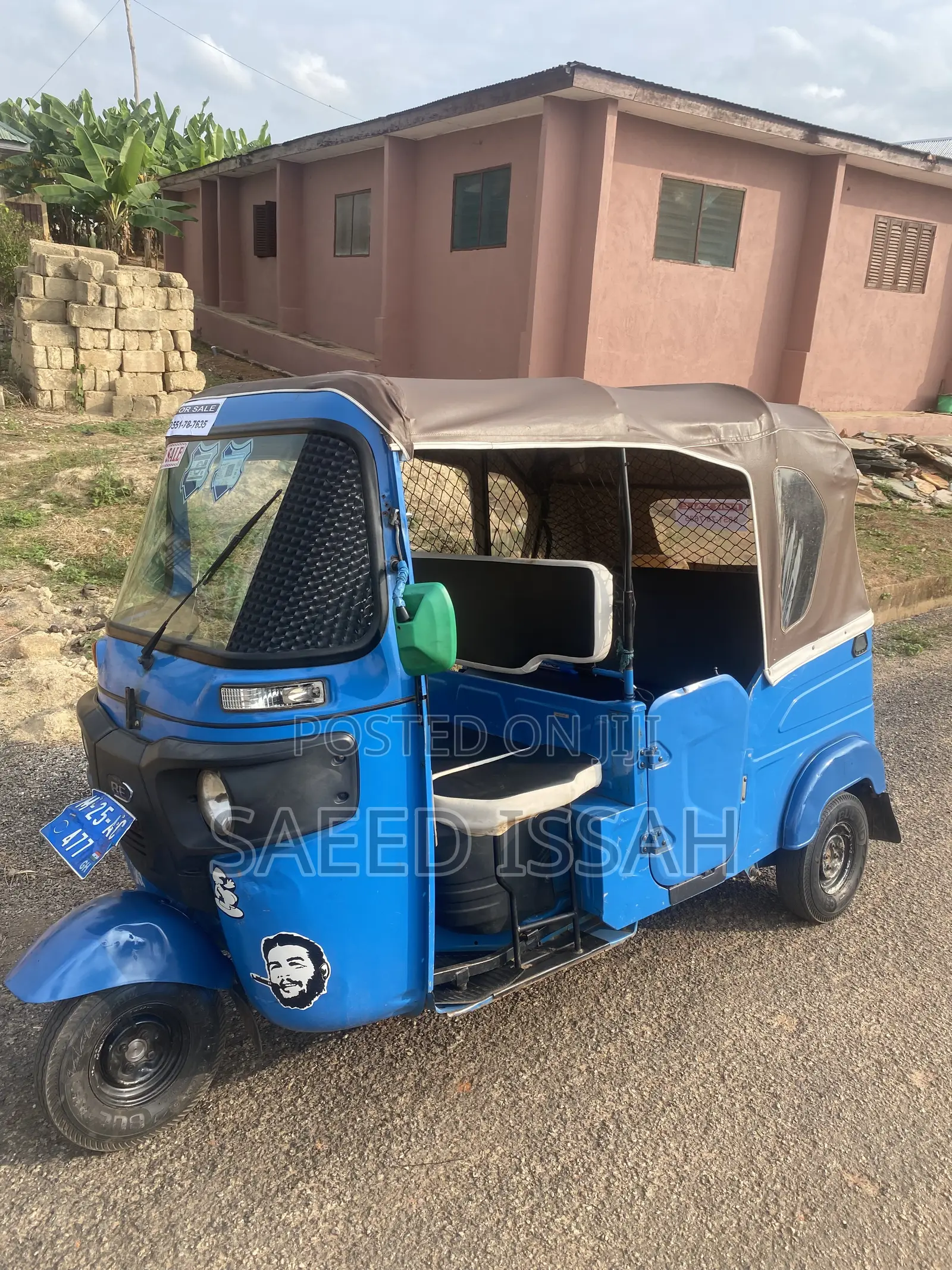 Bajaj RE 2025 Blue