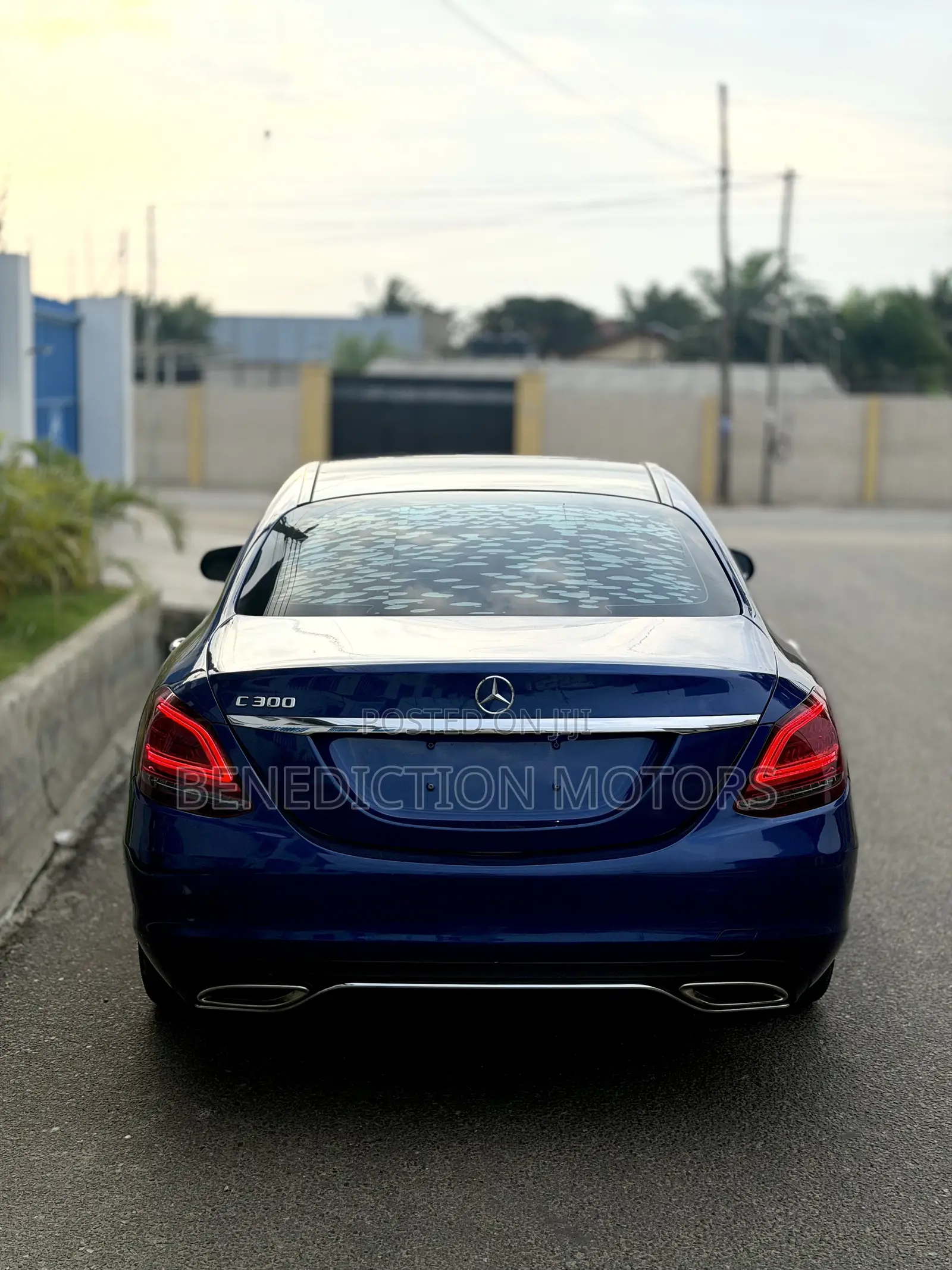 Mercedes-Benz C300 Base C300 RWD Sedan 2018 Blue