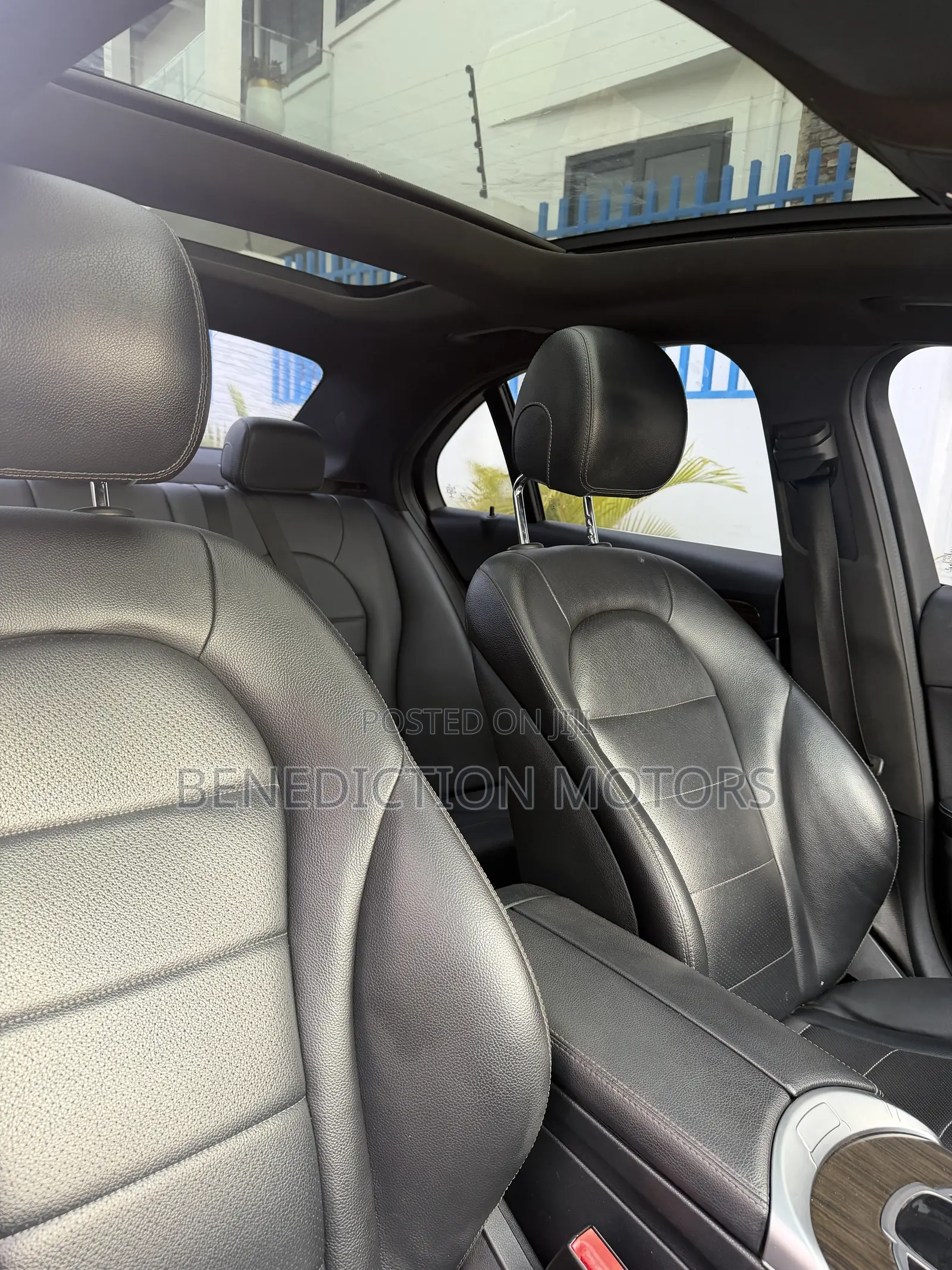 Mercedes-Benz C300 Base C300 RWD Sedan 2018 Blue