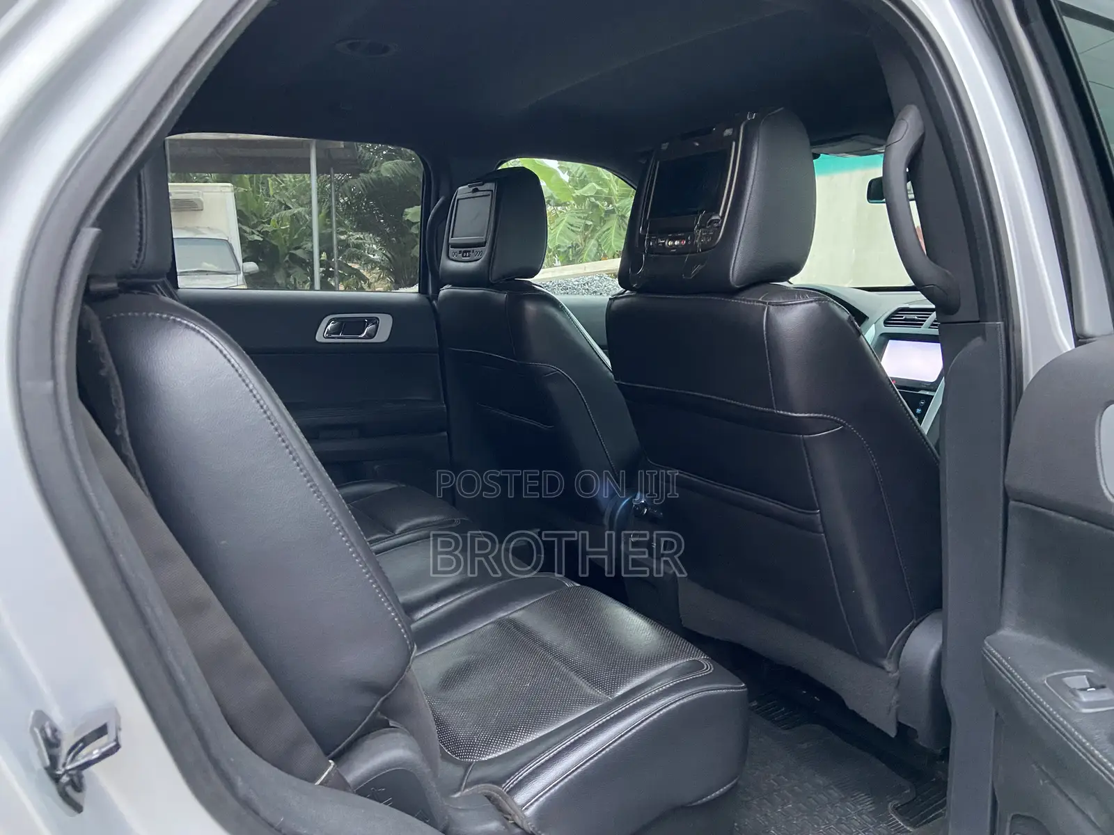 Ford Explorer 2015 Silver