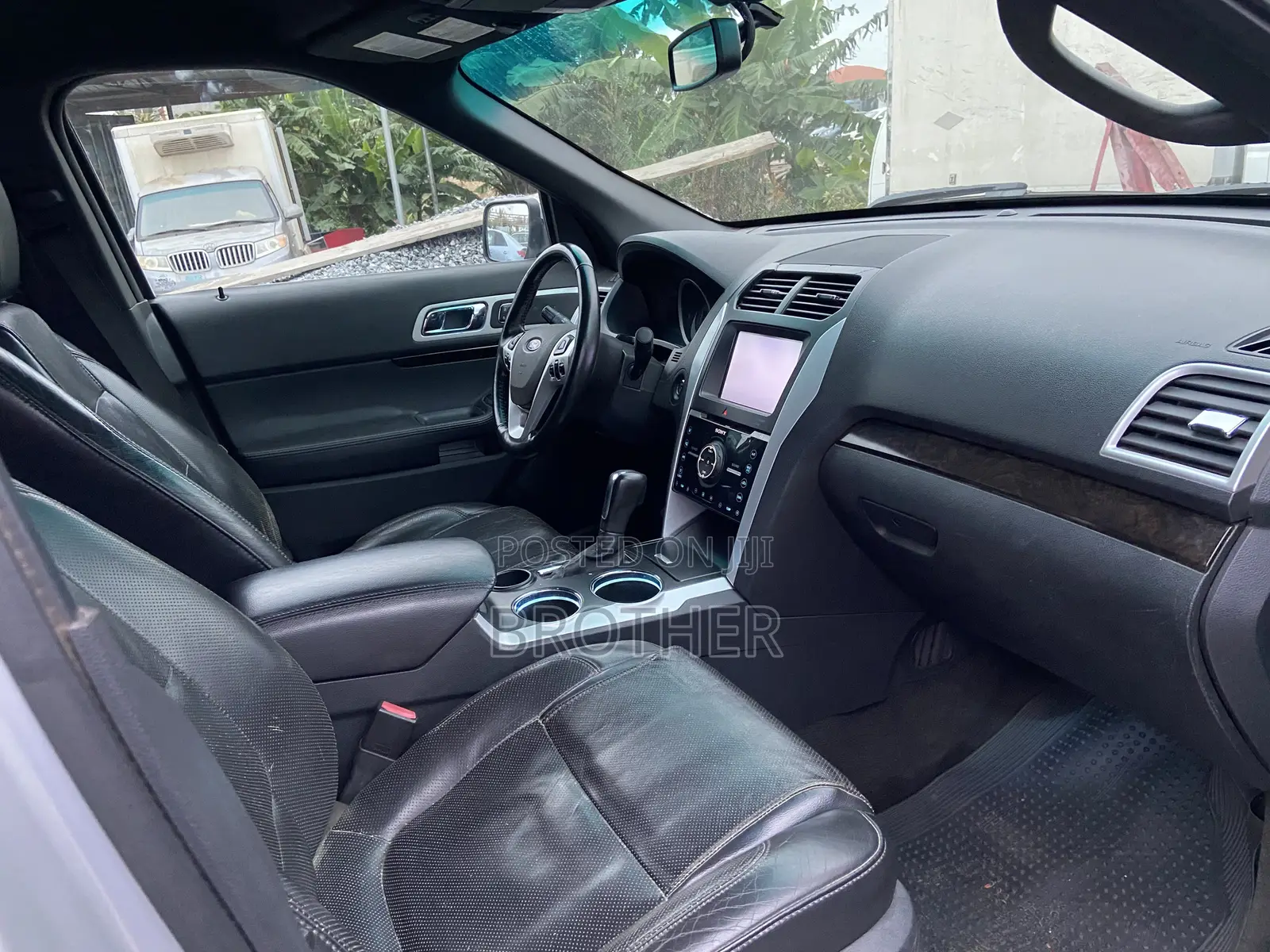 Ford Explorer 2015 Silver