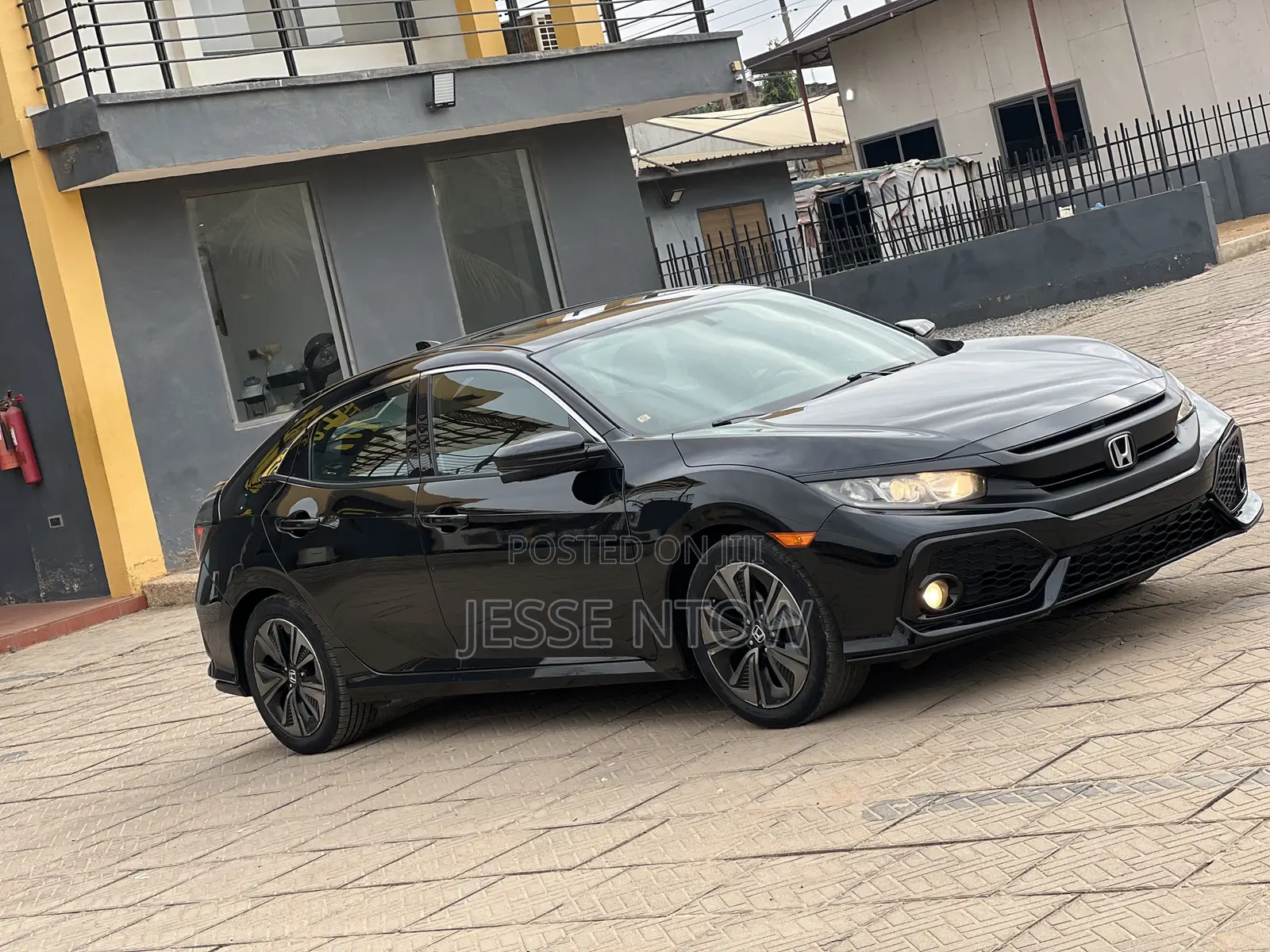 Honda Civic EX 4dr Hatchback (1.5L 4cyl) 2017 Black