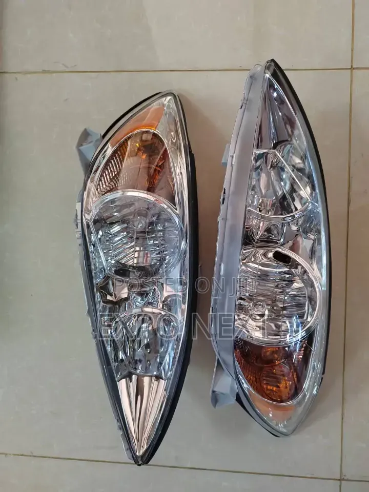 Toyota Camry 2002-2006 Halogen Headlight