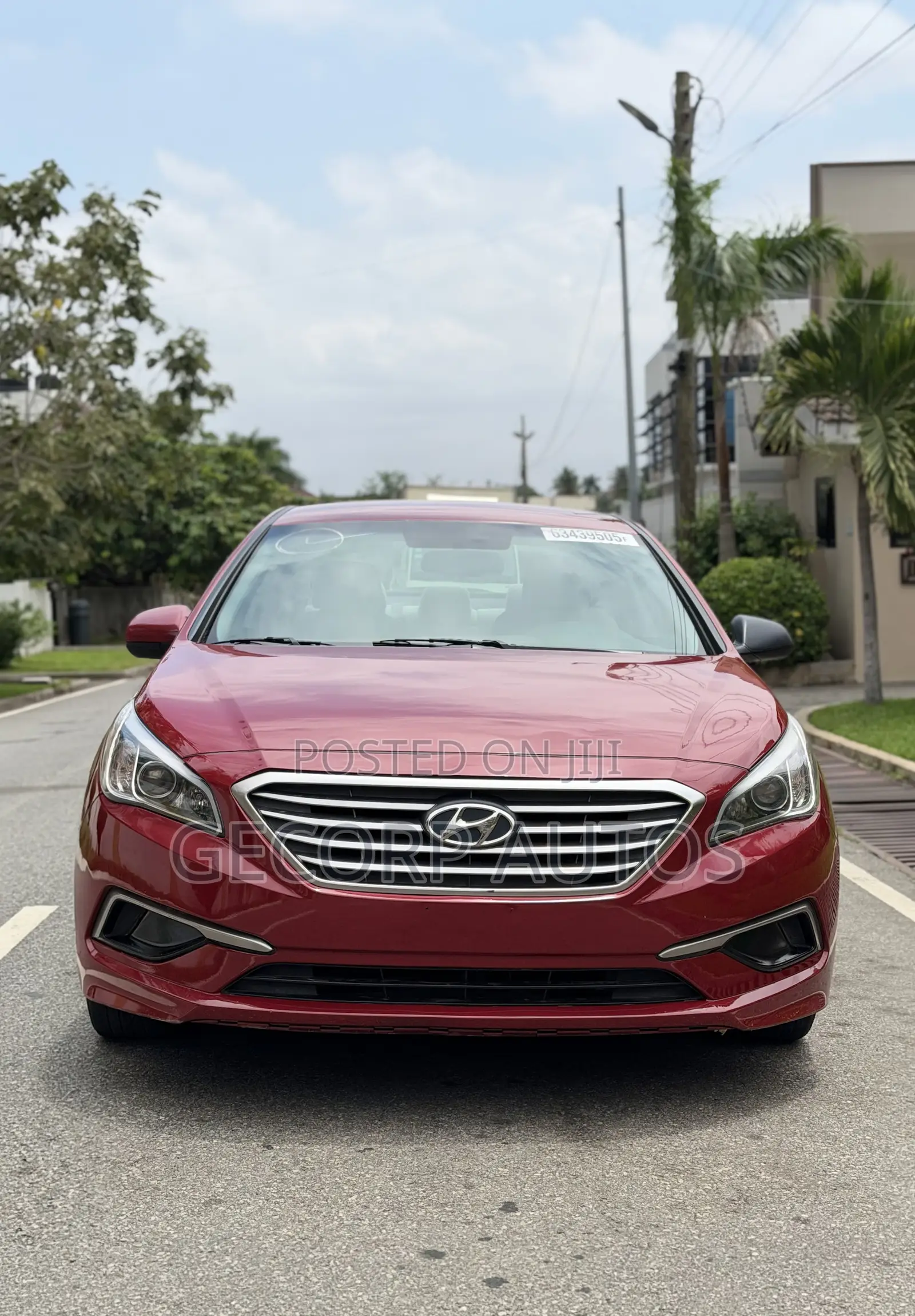 Hyundai Sonata Base Sedan FWD (2.4L 4cyl 6A) 2016 Red